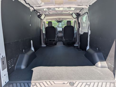 New 2026 Ford Transit 250 Low Roof w/ Load Area Protection Package RWD image 9