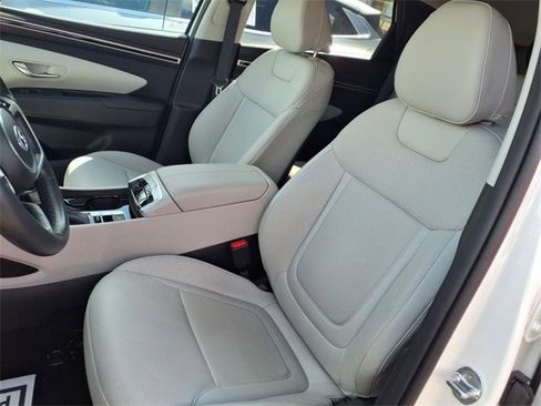 Used 2023 Hyundai Tucson SEL w/ Convenience Package image 10