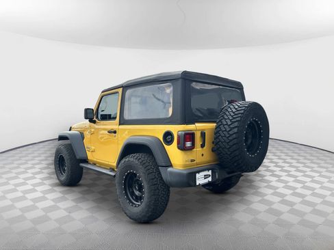 Used 2019 Jeep Wrangler Sport image 5