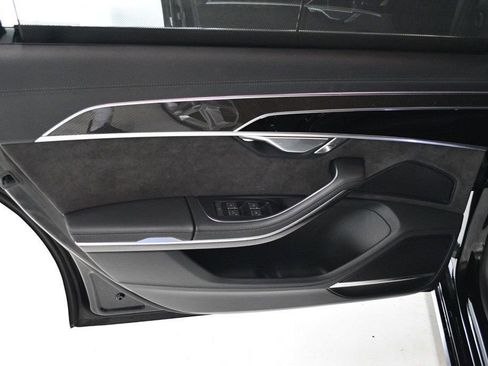 Used 2020 Audi S8 L w/ Full Leather Package image 25