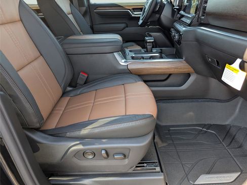 New 2026 Chevrolet Silverado 1500 High Country AWD/4WD image 25