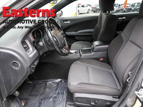 Used 2022 Dodge Charger SXT image 14