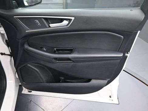 Used 2019 Ford Edge SEL w/ Equipment Group 201A AWD/4WD image 13