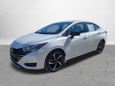 New 2025 Nissan Versa SR w/ Trunk Package FWD image 7