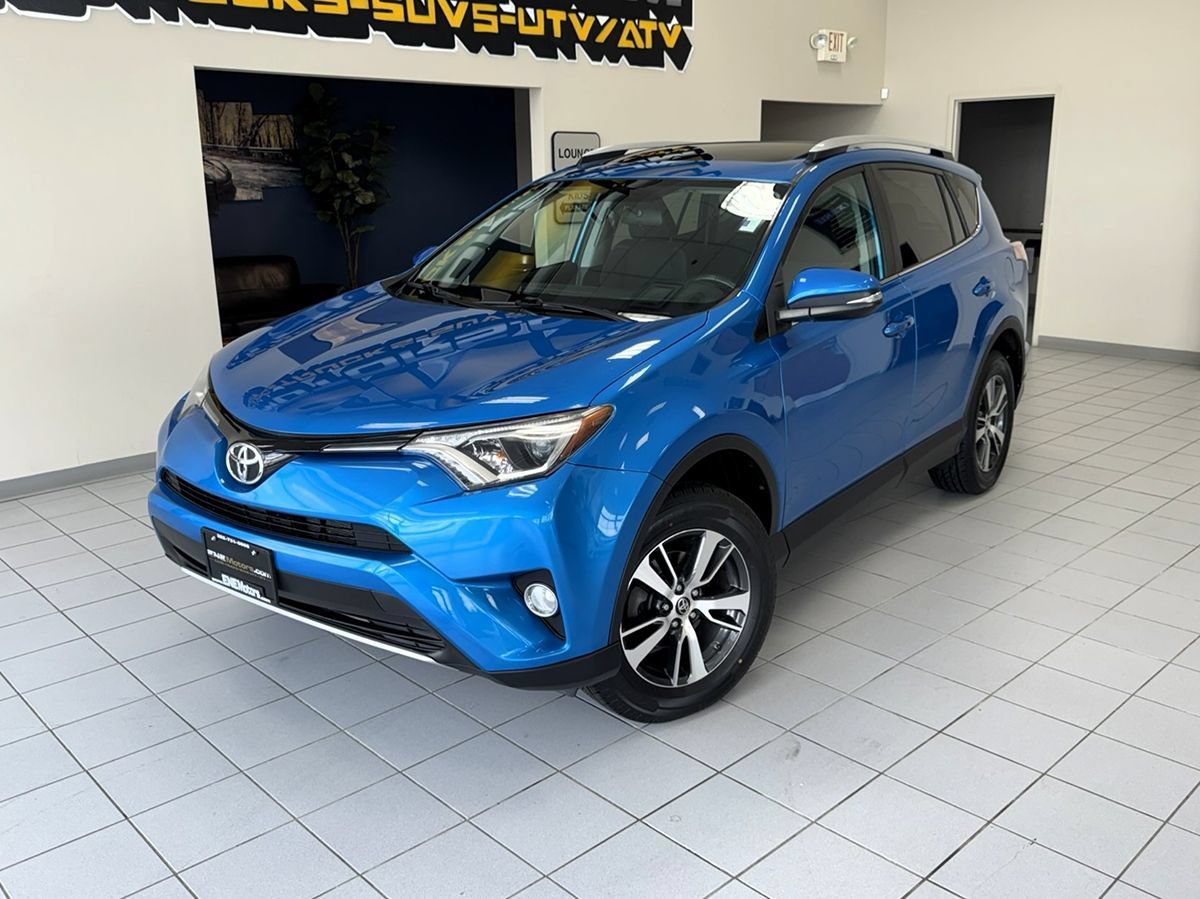 Used 2016 Toyota RAV4 XLE AWD/4WD image 1