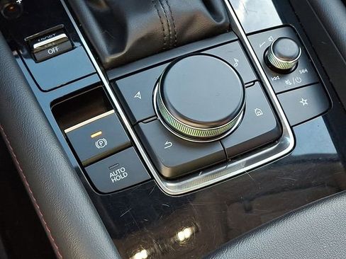 Used 2025 MAZDA MAZDA3 s image 29