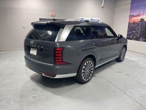 New 2026 Hyundai Palisade Calligraphy FWD image 5