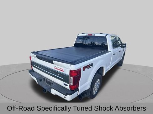 Used 2022 Ford F250 Platinum w/ FX4 Off-Road Package AWD/4WD image 10