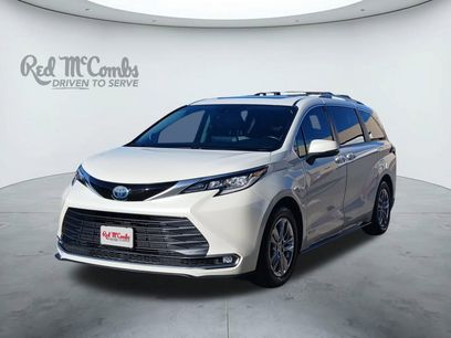 Used 2021 Toyota Sienna Limited