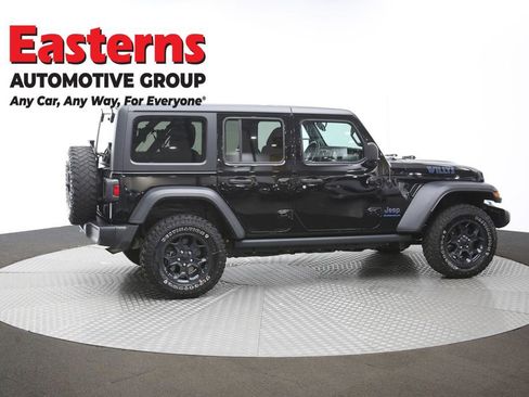 Used 2023 Jeep Wrangler Unlimited w/ Dual Top Group image 49