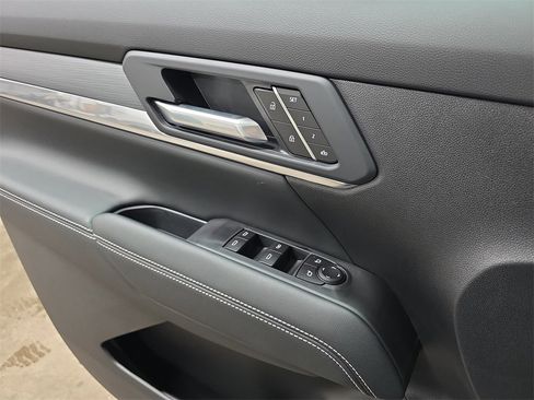 New 2026 GMC Terrain Elevation w/ Elevation Premium Package image 28