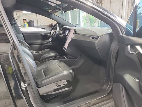 Used 2016 Tesla Model X AWD/4WD image 9