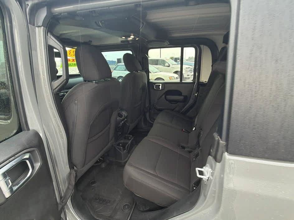 Used 2023 Jeep Gladiator Sport AWD/4WD image 21