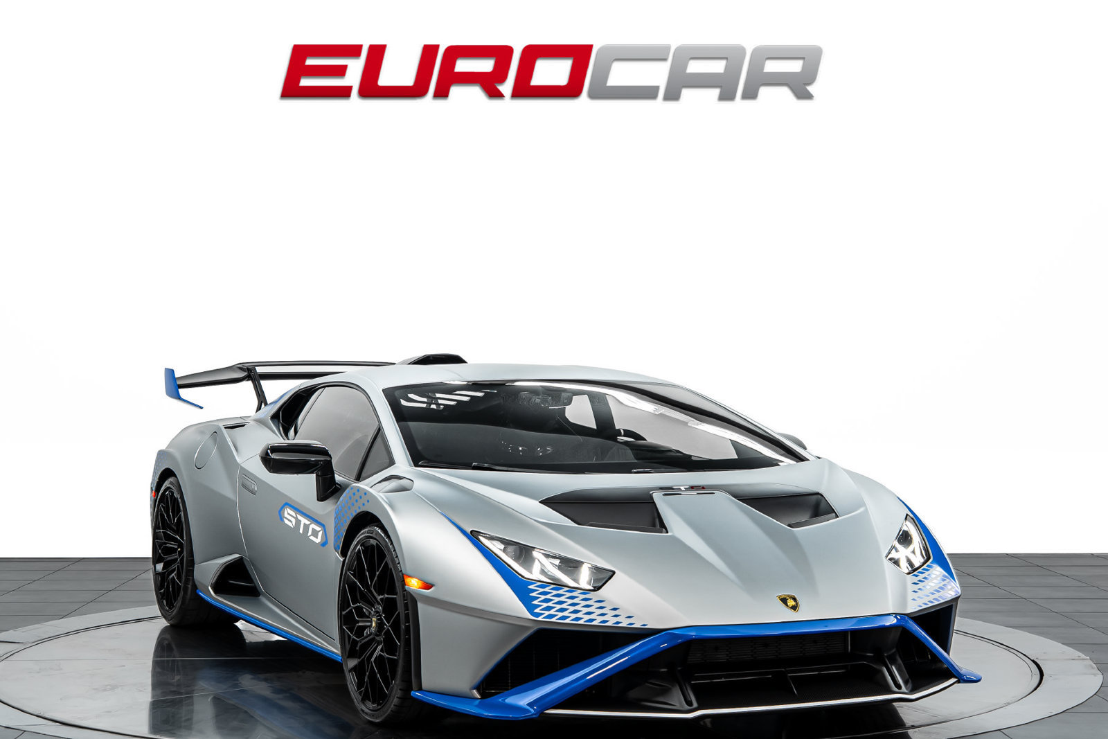 Used 2022 Lamborghini Huracan STO RWD image 7