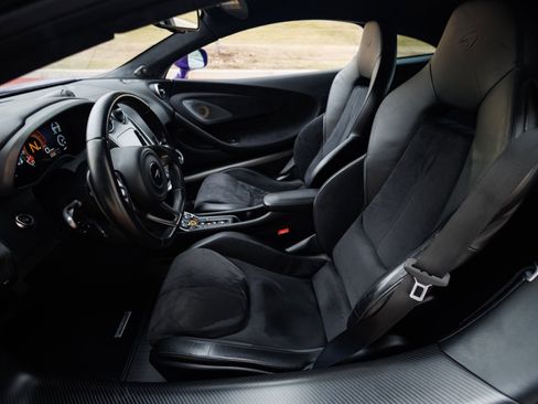 Used 2019 McLaren 600LT image 38