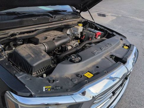 Used 2019 RAM 1500 Laramie w/ Trailer Tow Group AWD/4WD image 38
