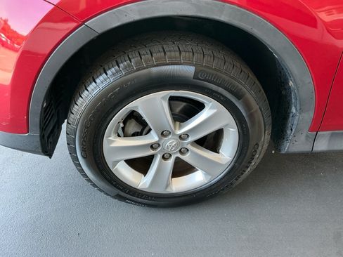 Used 2013 Toyota RAV4 XLE AWD/4WD image 26