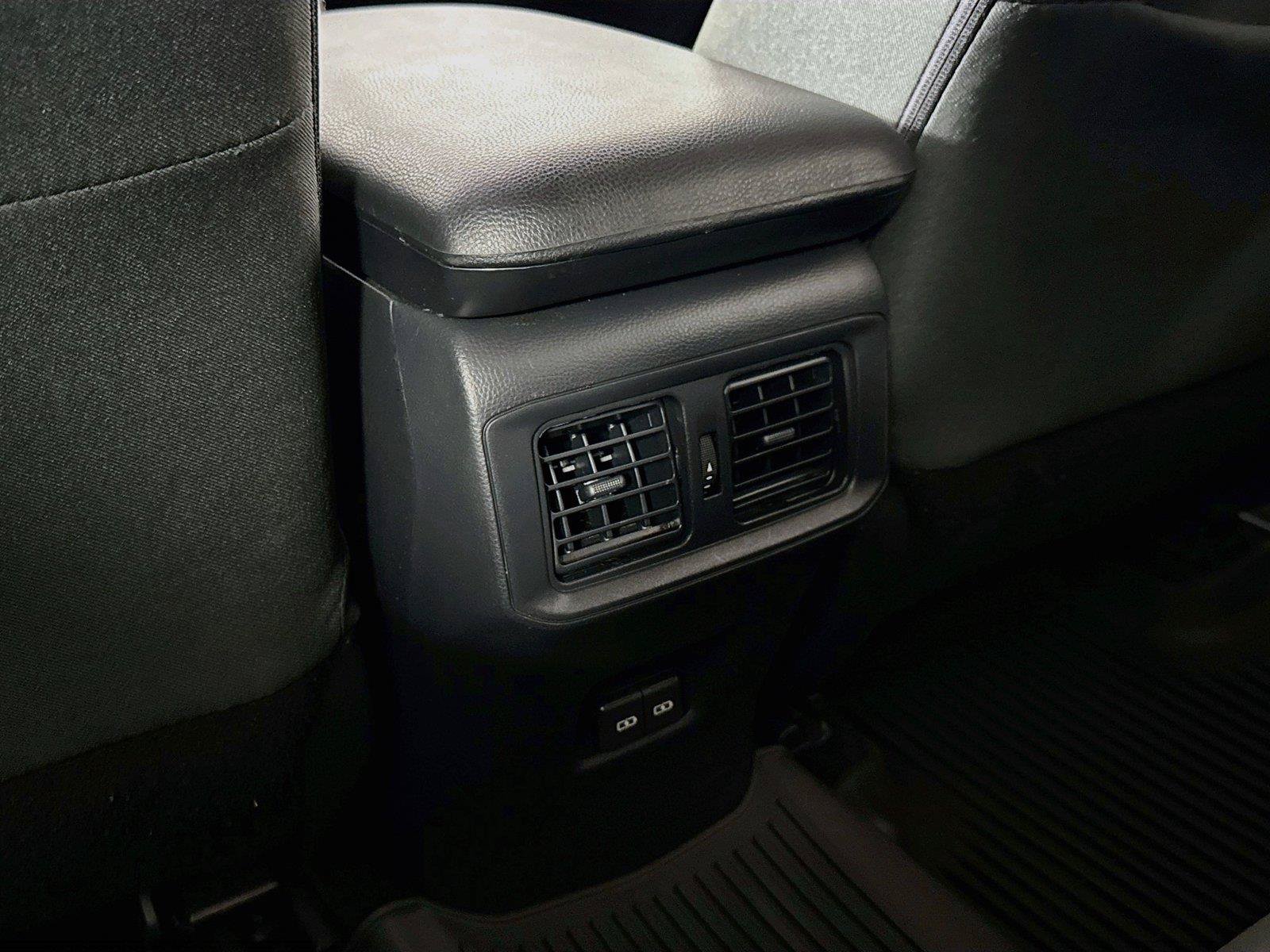 Certified 2025 Toyota RAV4 XLE AWD/4WD image 33