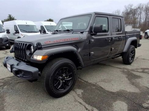 Certified 2022 Jeep Gladiator Sport image 4