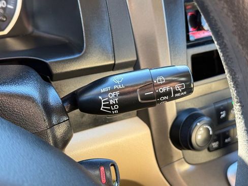 Used 2008 Honda CR-V LX image 29