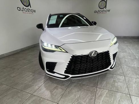 Used 2023 Lexus RX 500h F Sport w/ Accessory Package (Z1) image 7