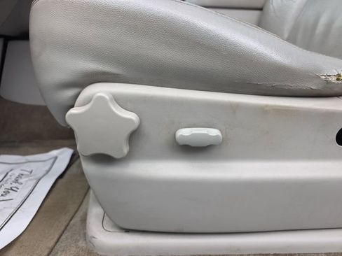 Used 2012 Chevrolet Tahoe LT image 23