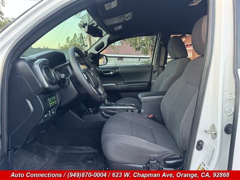 Used 2017 Toyota Tacoma TRD Off-Road w/ Tow Package image 6