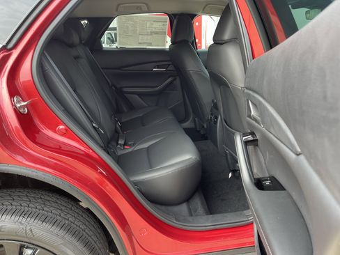 New 2025 MAZDA CX-30 AWD 2.5 S w/ Select Sport Pkg image 7