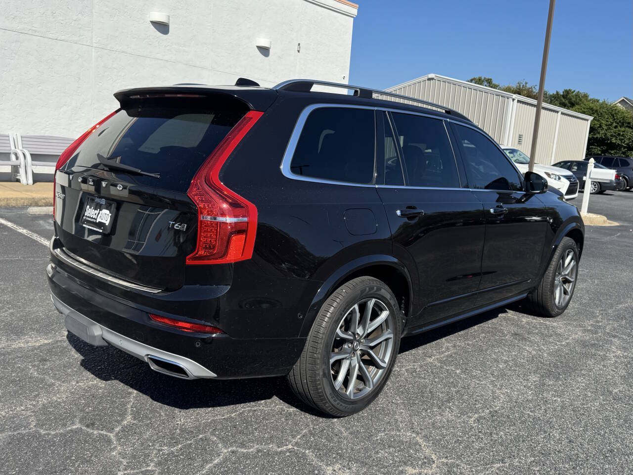 Used 2017 Volvo XC90 T6 Momentum AWD/4WD image 6