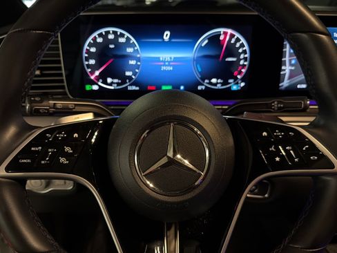 Used 2025 Mercedes-Benz GLE 450e 4MATIC image 23