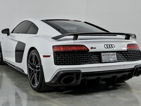 Used 2020 Audi R8 V10 performance image 10