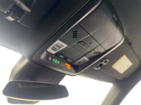 Used 2024 Cadillac XT4 Premium Luxury image 76