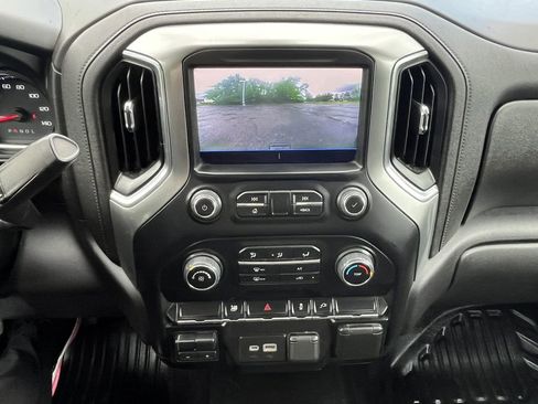 Used 2023 Chevrolet Silverado 2500 LT w/ Snow Plow Prep/Camper Package image 16