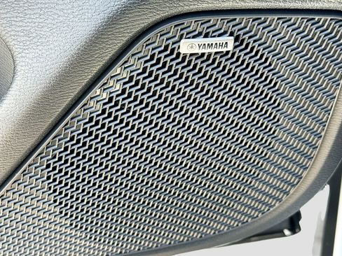 New 2026 Mitsubishi Outlander ES image 19