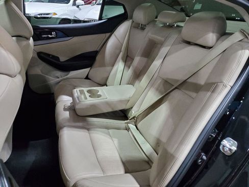 Used 2017 Nissan Maxima 3.5 SL image 25