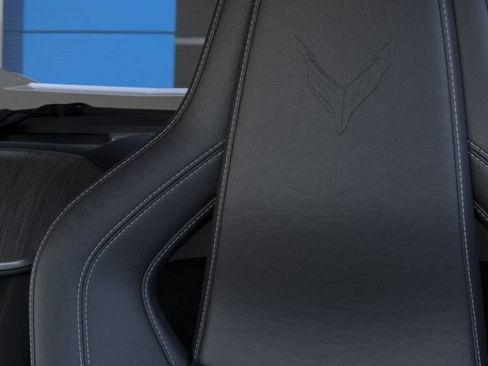 Used 2022 Chevrolet Corvette Stingray Preferred Cpe w/ Z51 Performance Package RWD image 24