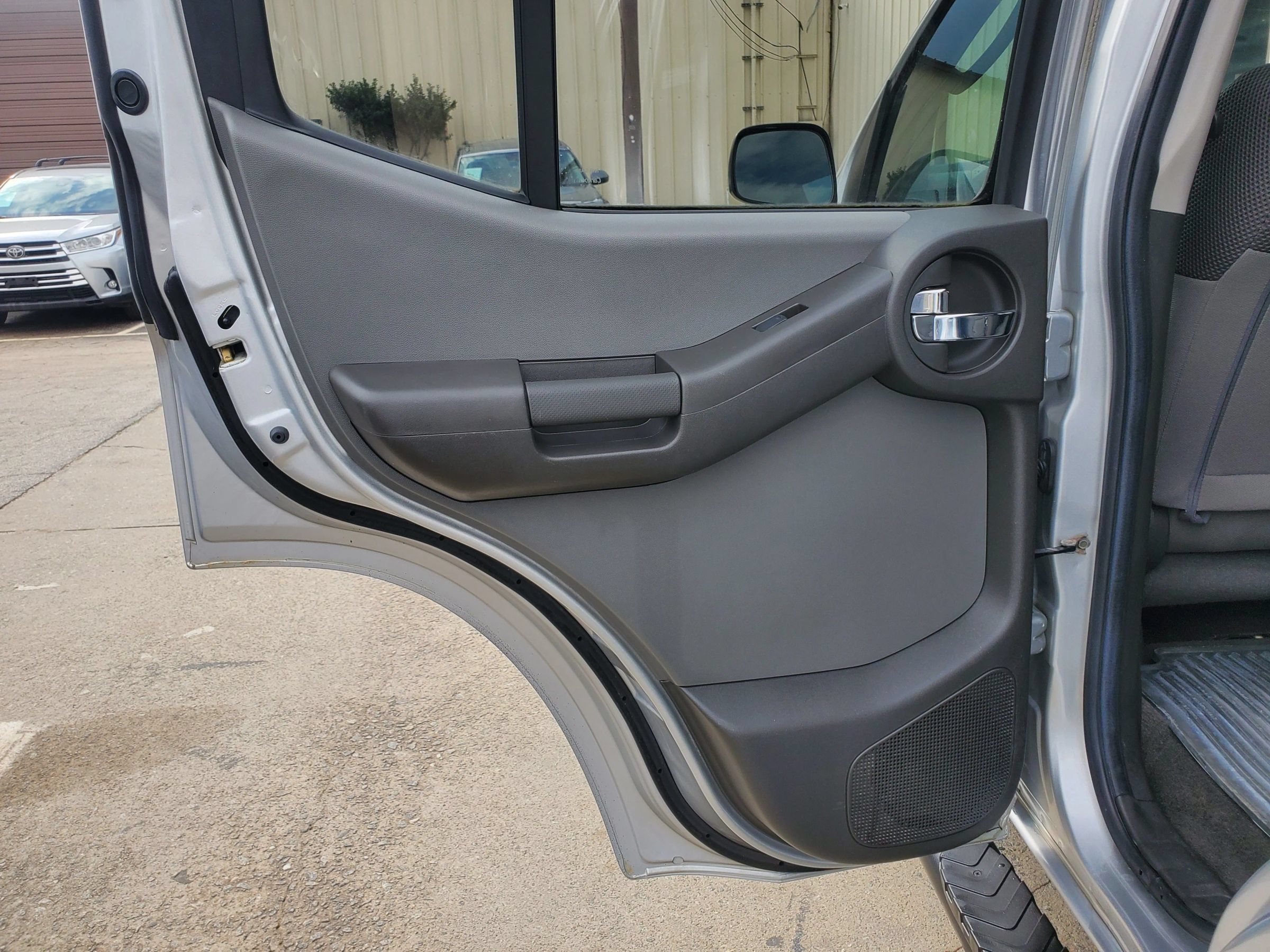 Used 2006 Nissan Xterra S w/ (K92) Protection Pkg AWD/4WD image 18