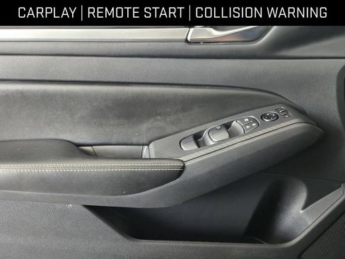 Used 2022 Nissan Altima 2.5 SV FWD image 23