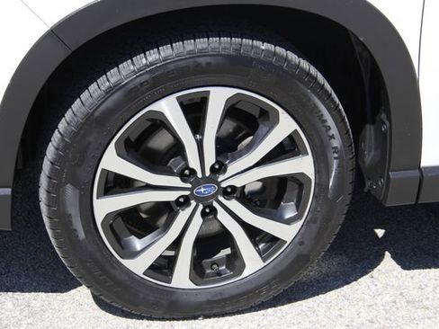 Used 2020 Subaru Forester Limited AWD/4WD image 12