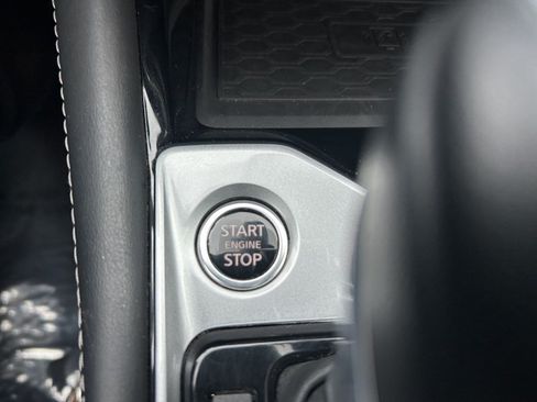 Used 2023 Nissan Altima 2.5 SL AWD/4WD image 16