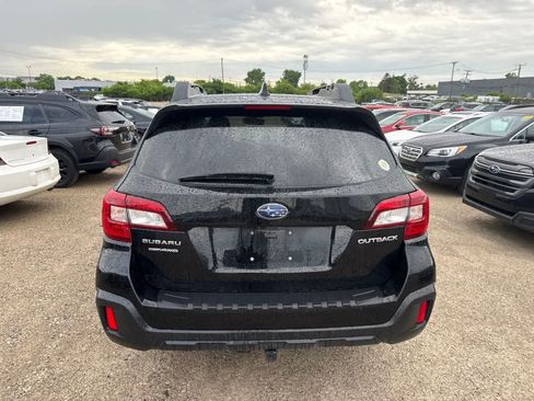 Used 2018 Subaru Outback 2.5i Premium AWD/4WD image 13