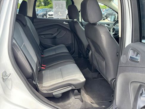 Used 2014 Ford Escape SE w/ Equipment Group 201A FWD image 22
