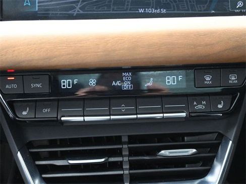 Used 2022 Audi e-tron GT Premium Plus image 24