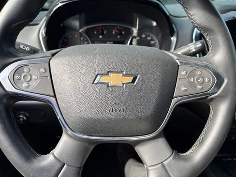 Used 2023 Chevrolet Traverse LT AWD/4WD image 10