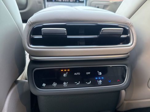 New 2026 Genesis GV80 3.5T Prestige image 27