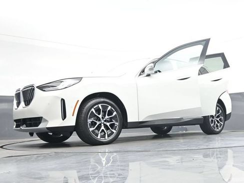 Used 2026 BMW X3 xDrive30i w/ Convenience Package AWD/4WD image 42