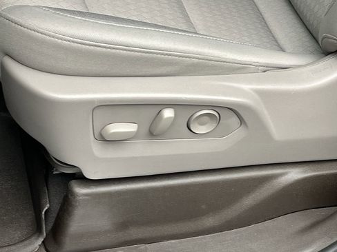 Certified 2023 GMC Sierra 1500 SLE image 11