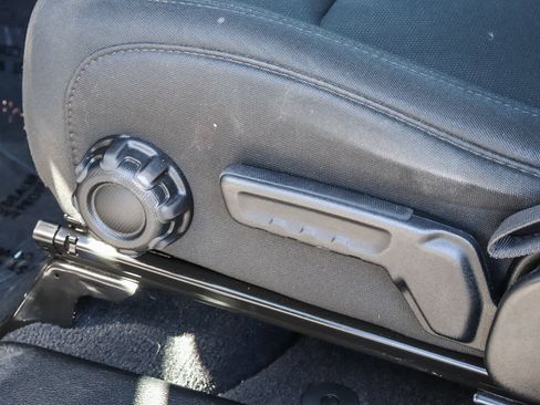 Used 2020 Jeep Wrangler Unlimited Sport image 29