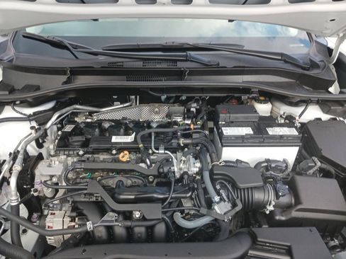Used 2022 Toyota Corolla Cross L FWD image 14