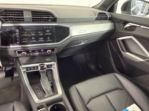 Used 2025 Audi Q3 2.0T Premium AWD/4WD image 4